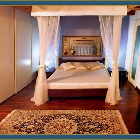 Appartamento A Palazzo Vinci แฟร์โม ภายนอก รูปภาพ
