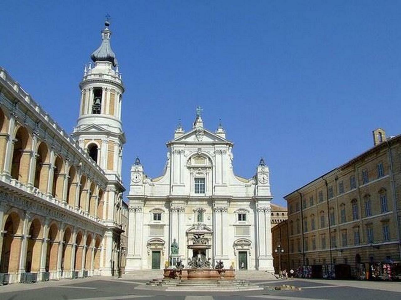 Appartamento A Palazzo Vinci แฟร์โม ภายนอก รูปภาพ