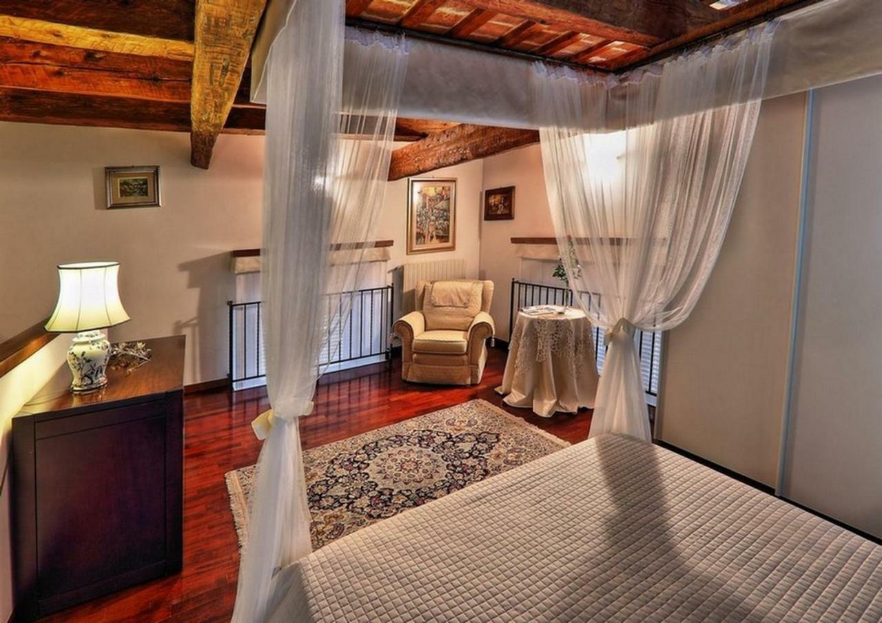 Appartamento A Palazzo Vinci แฟร์โม ภายนอก รูปภาพ
